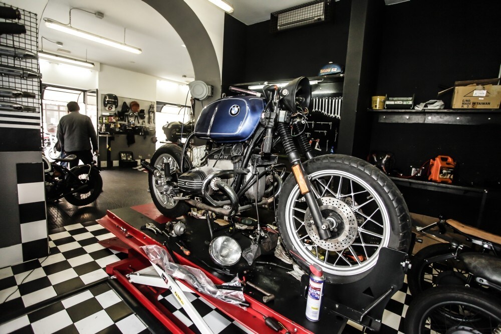 Il meccanico? Un lavoro da immigrati