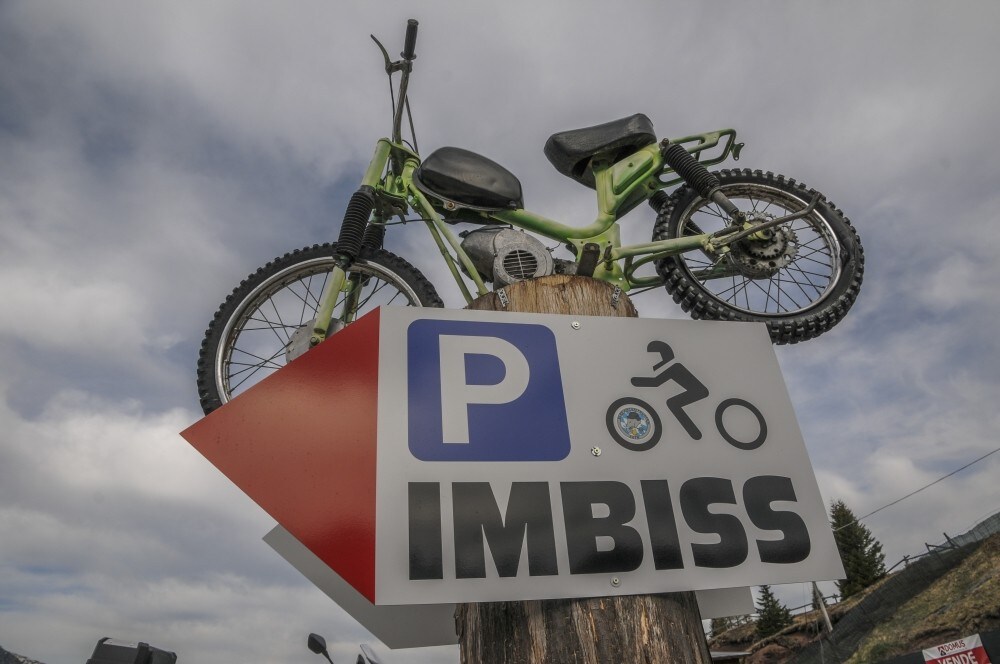 Troppi incidenti in moto: velocità ridotta sui passi del Trentino