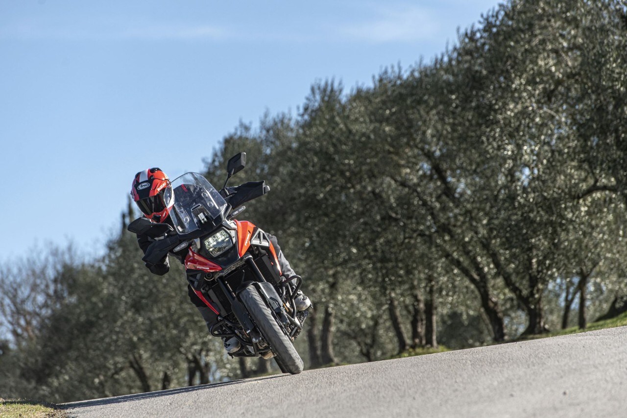 Suzuki V-STROM Tour 2020: si prova in tre regioni