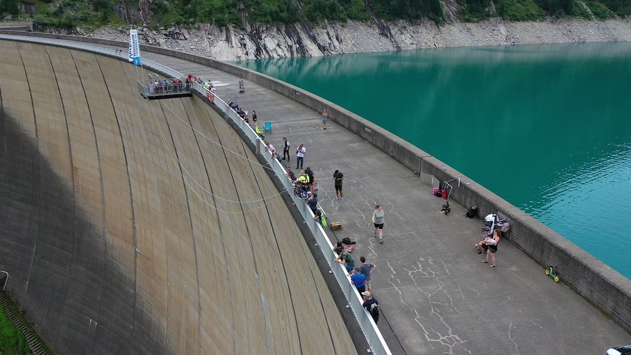 Un tuffo con la Vespa!