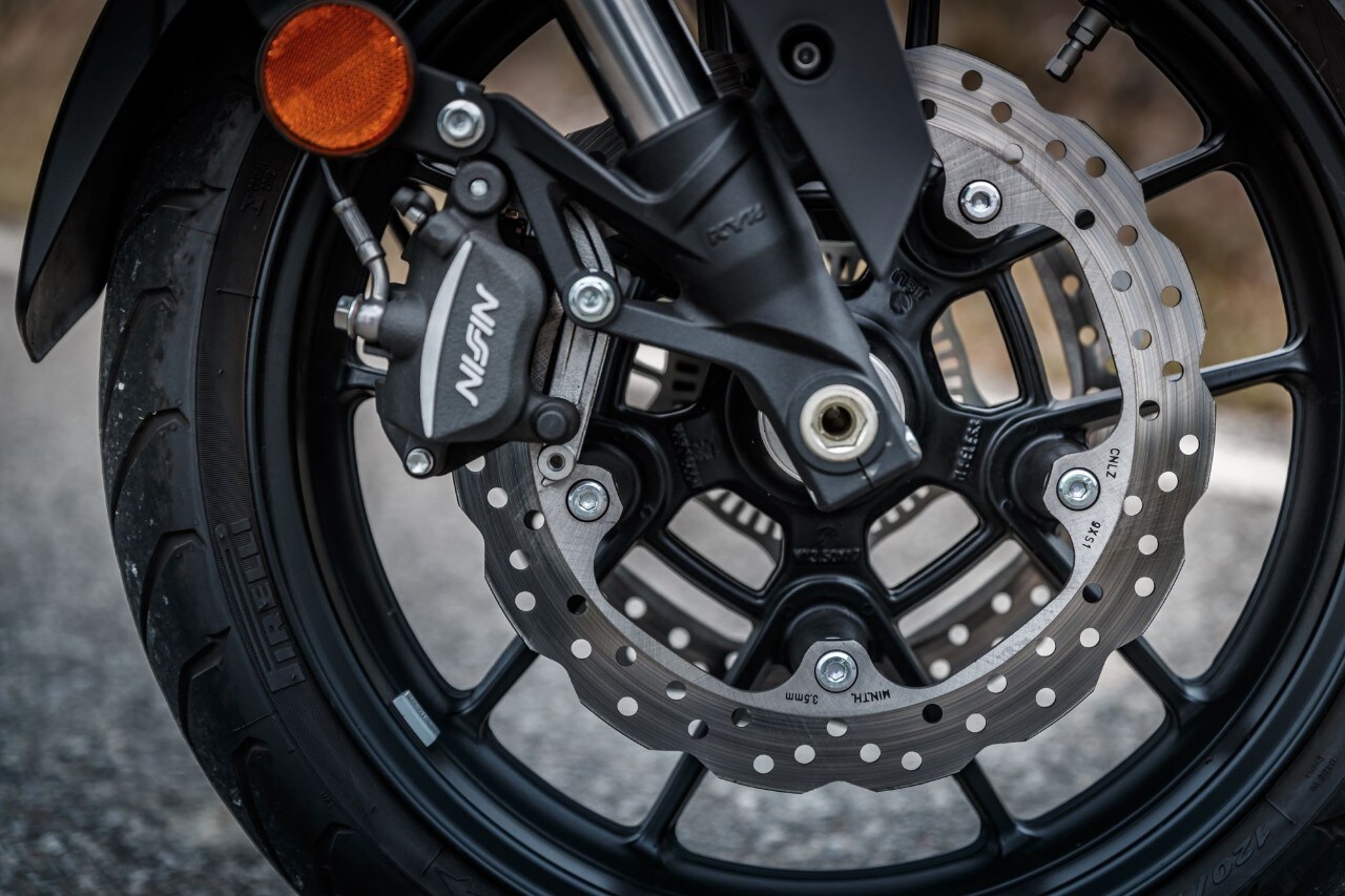 Comparativa crossover 500: Benelli SFIDA Honda e Voge 