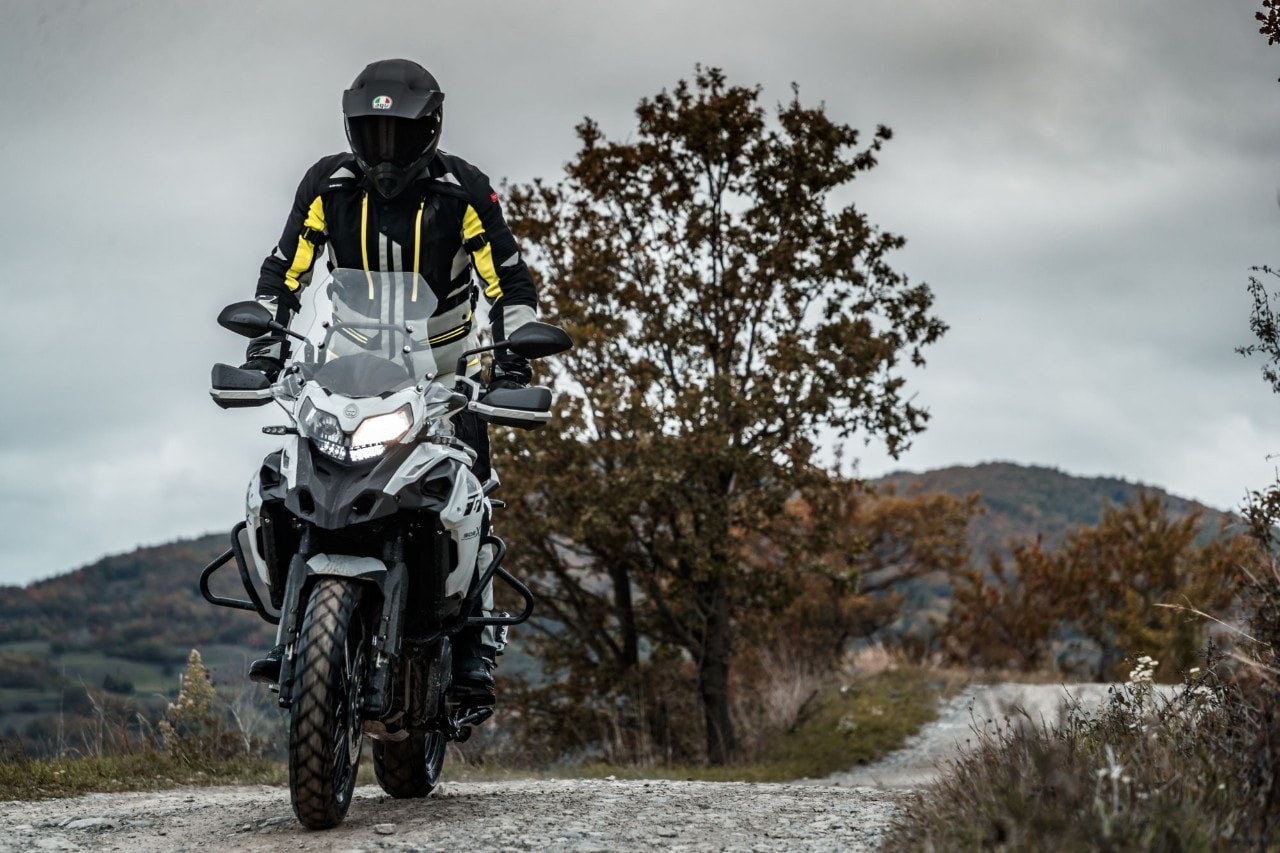 Comparativa crossover 500: Benelli SFIDA Honda e Voge 