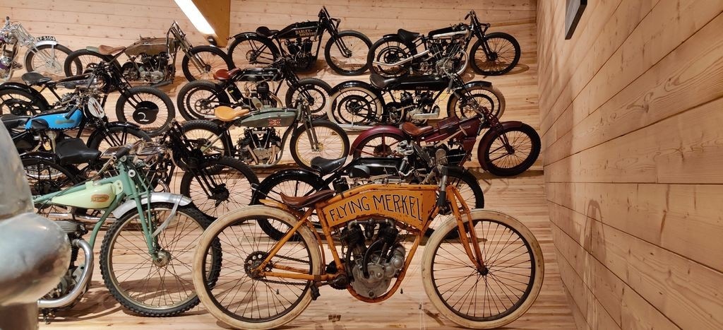 Il museo della moto al passo del Rombo riapre grazie alla donazioni