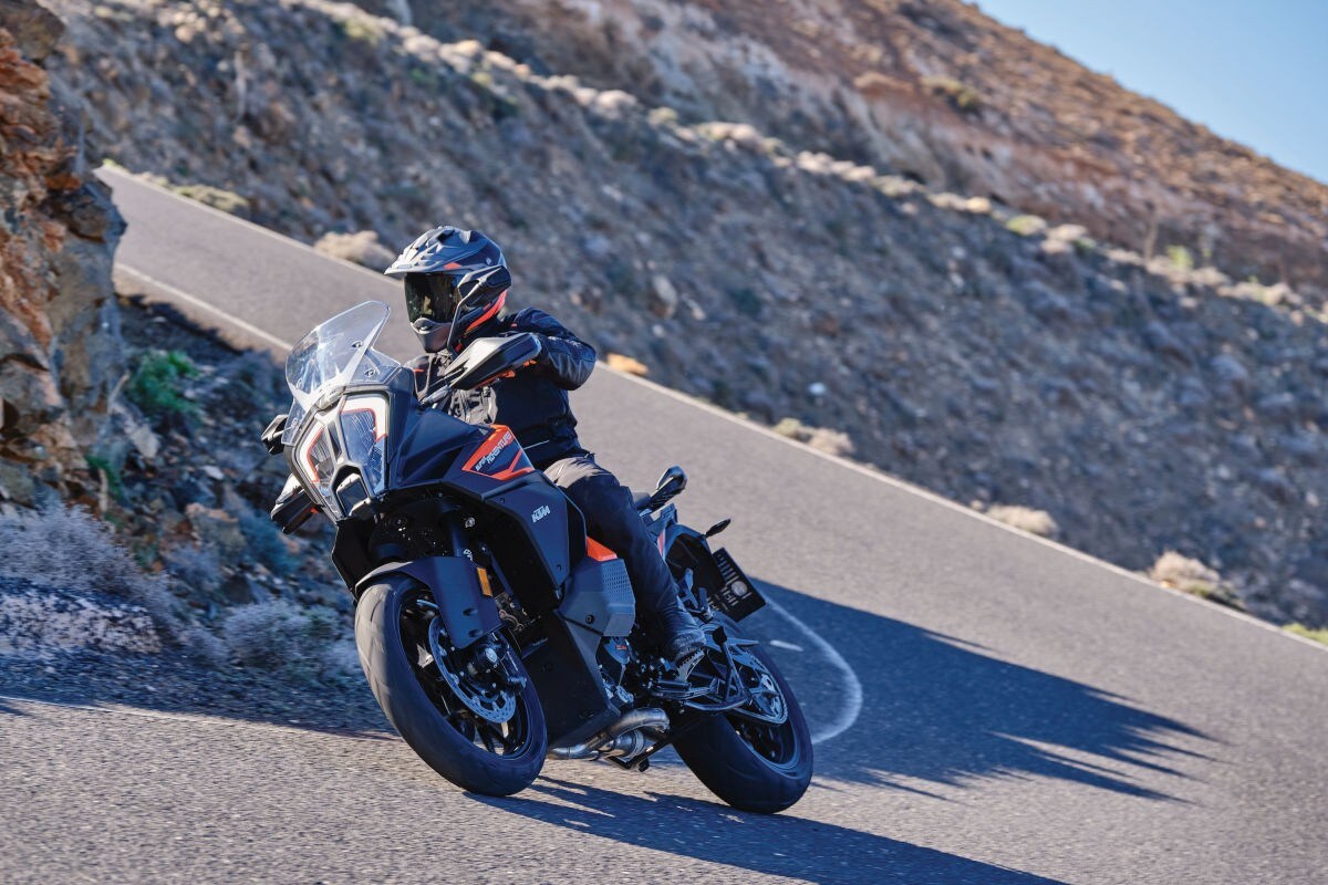 KTM, un roadshow alla scoperta dei modelli 2021