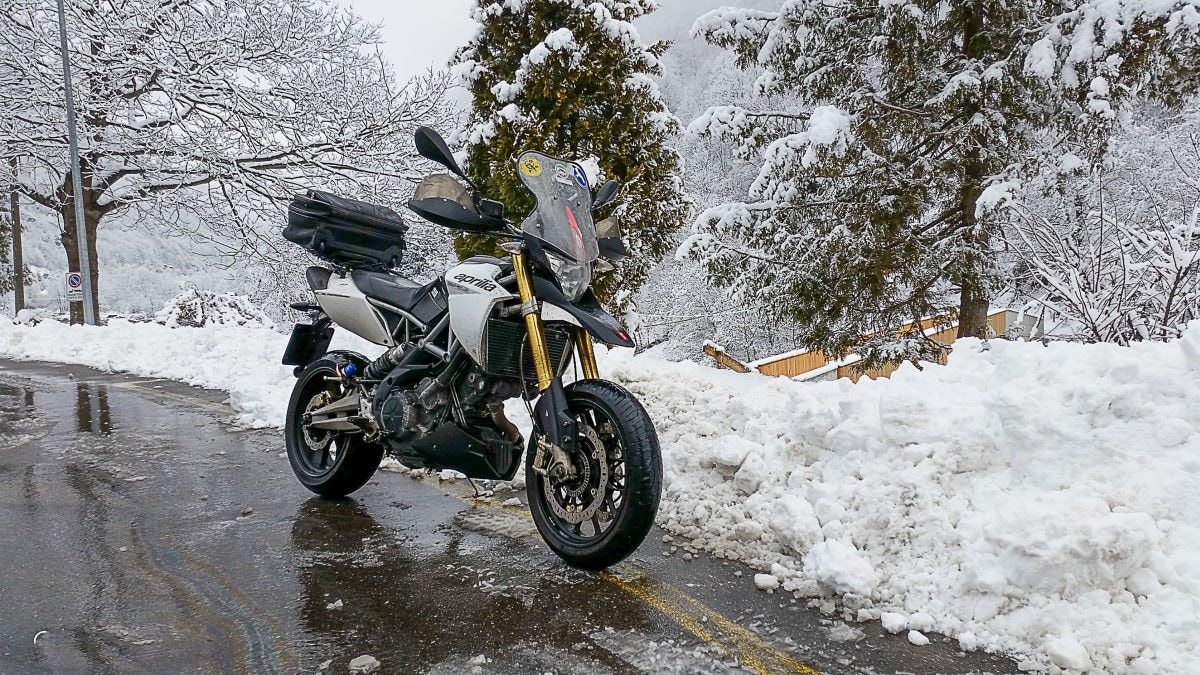 Le moto dei lettori: 185mila km con una Aprilia Dorsoduro