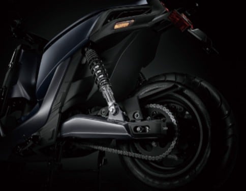 Yamaha EMF: lo scooter elettrico con batterie intercambiabili