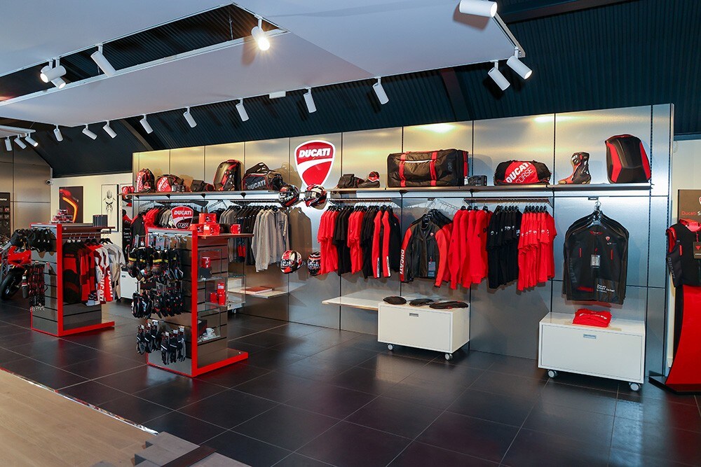 Ducati TORNA a Londra 