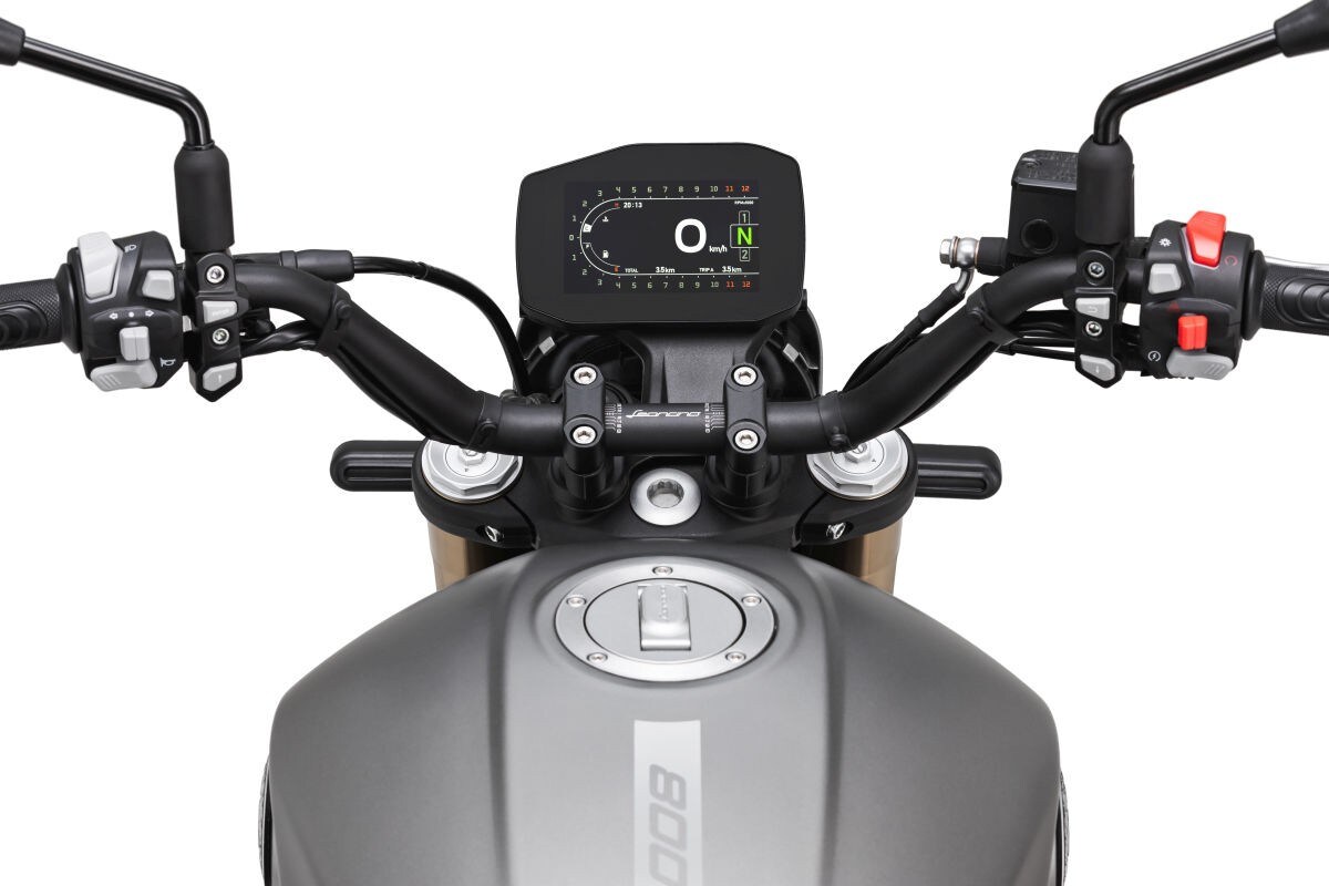 L’1 e il 2 aprile Porte Aperte in concessionaria per la presentazione della Leoncino 800