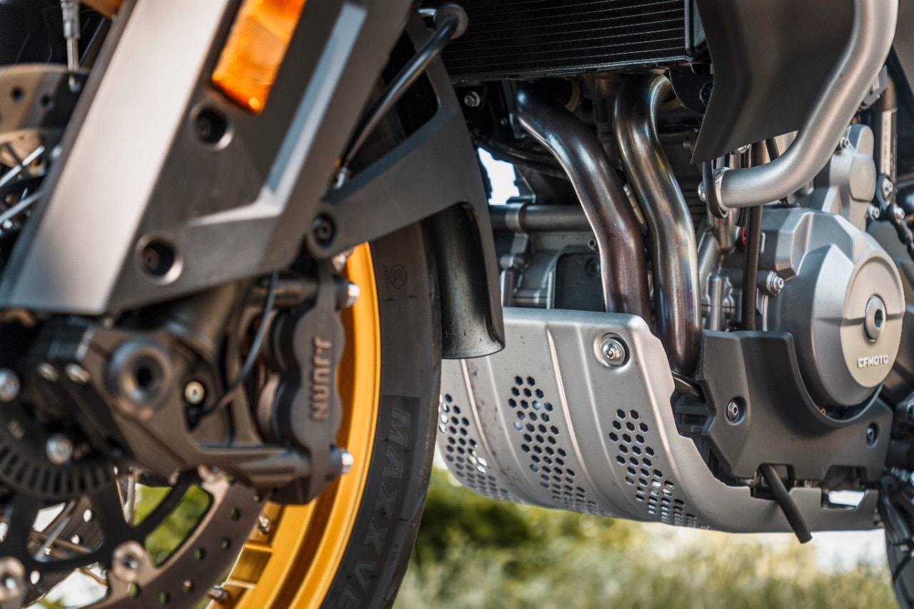 CFMOTO 800MT Touring: full equipment