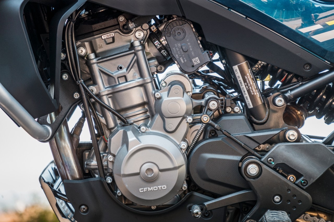 CFMOTO 800MT Touring: full equipment