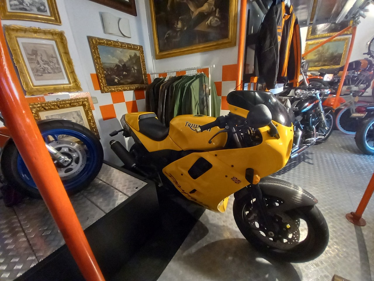 Dove sono finite le moto di Carlo Talamo?