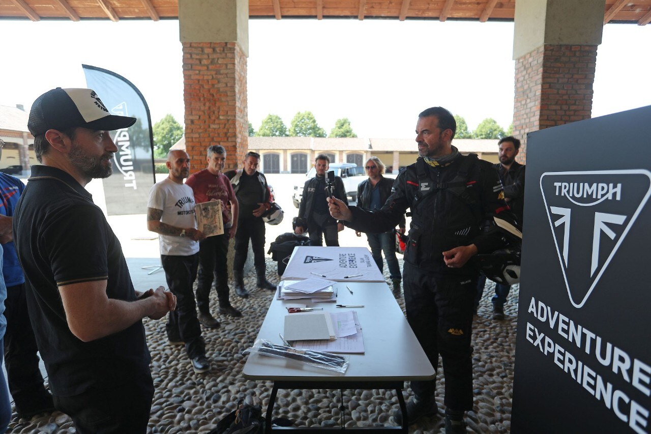 Triumph Adventure Experience SPORT