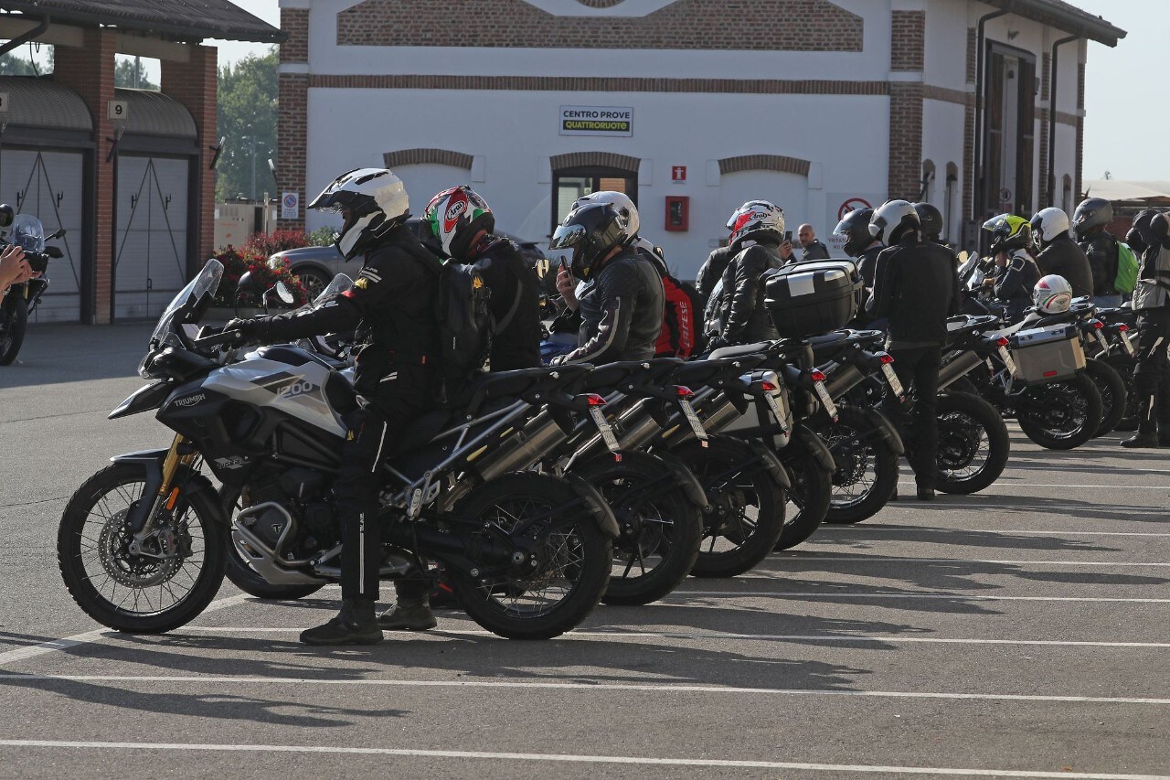 Triumph Adventure Experience SPORT