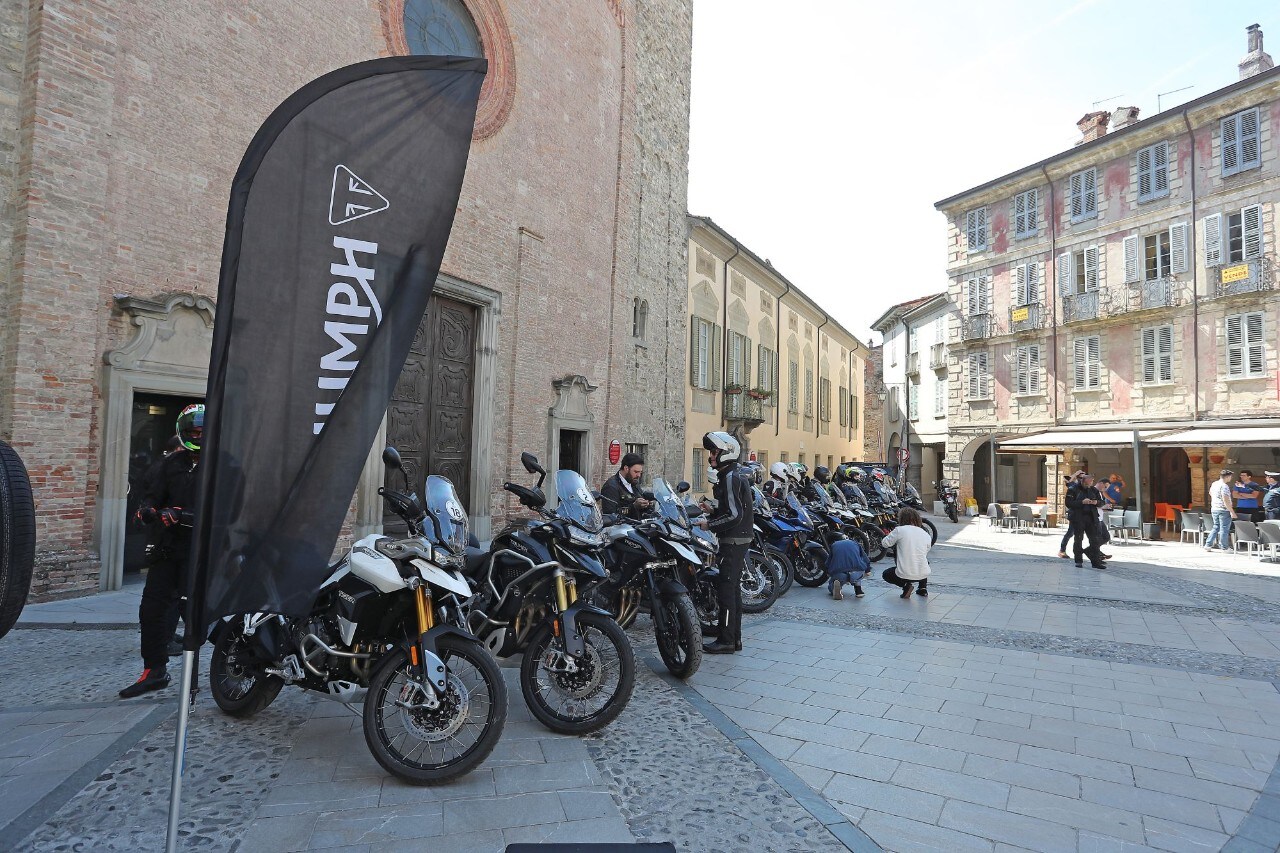 Triumph Adventure Experience SPORT