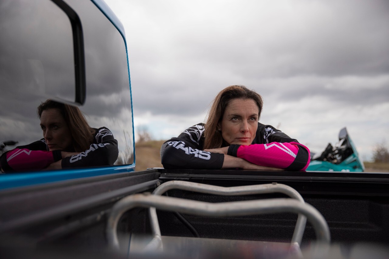 THE CHALLENGE - Una donna, una sfida: correre un rally in moto