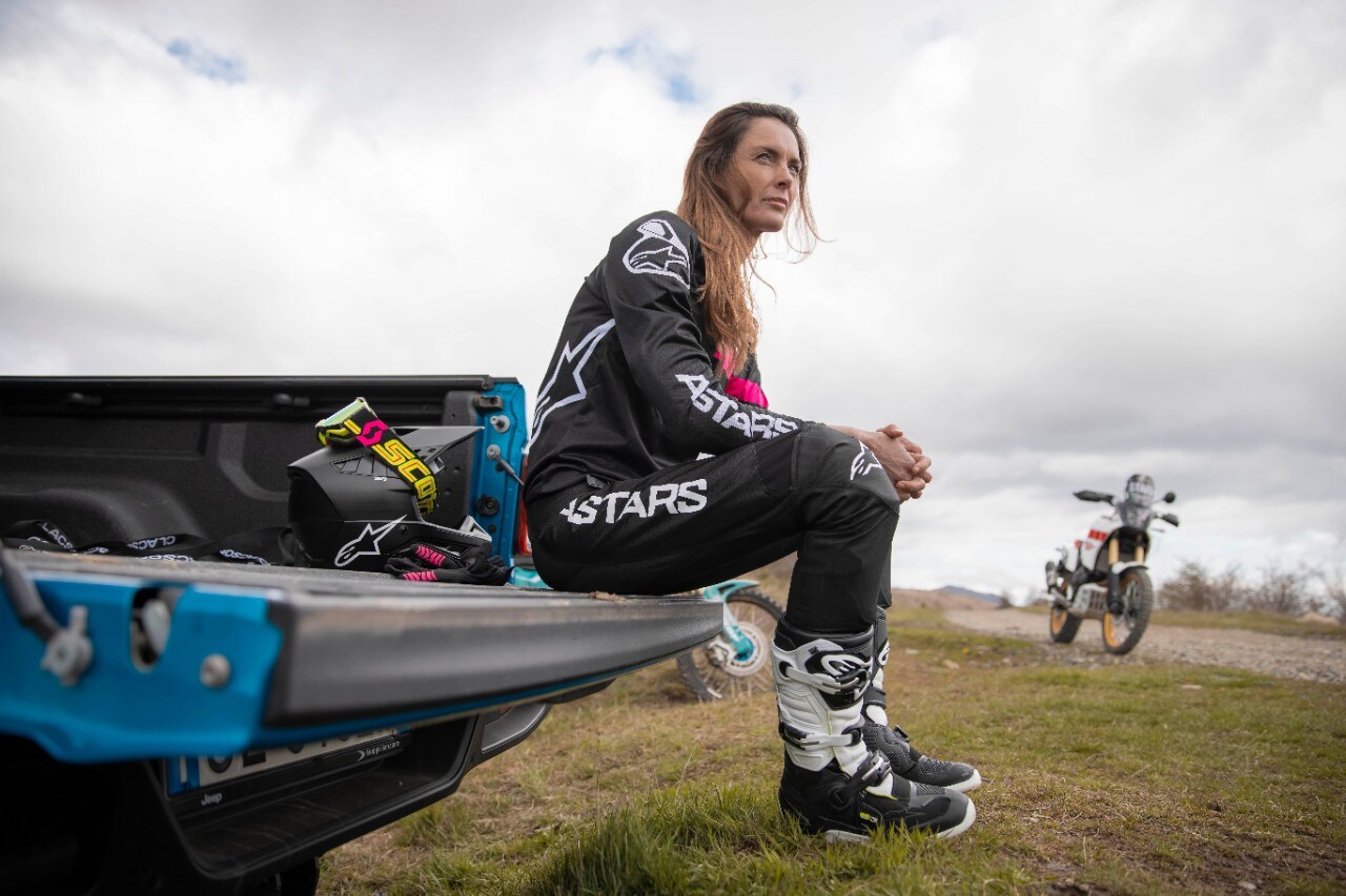 THE CHALLENGE - Una donna, una sfida: correre un rally in moto