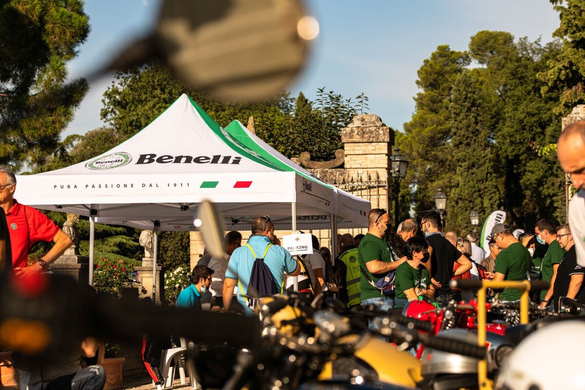 Benelli Week 2022, grande festa a Pesaro nel segno di Jarno Saarinen