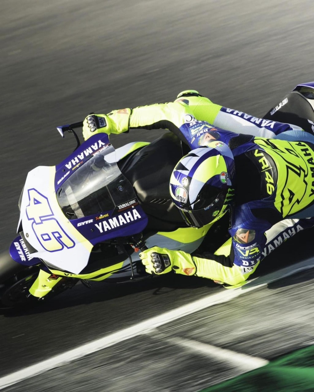 Valentino Rossi risale in moto a Misano