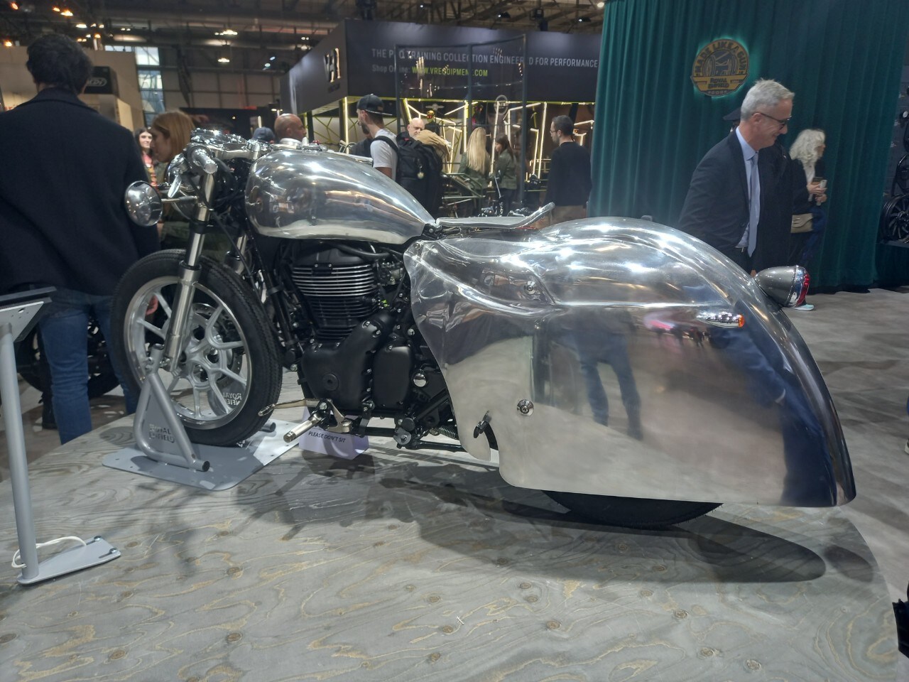 Royal Enfield. “Il segreto del successo? Ci divertiamo!”
