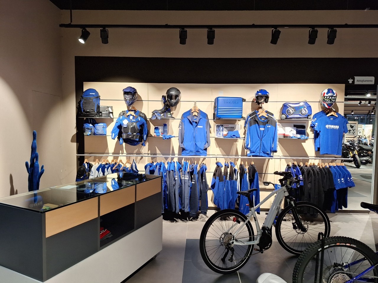 D&G Motorsport inaugura la prima Yamaha house d’Italia a Milano
