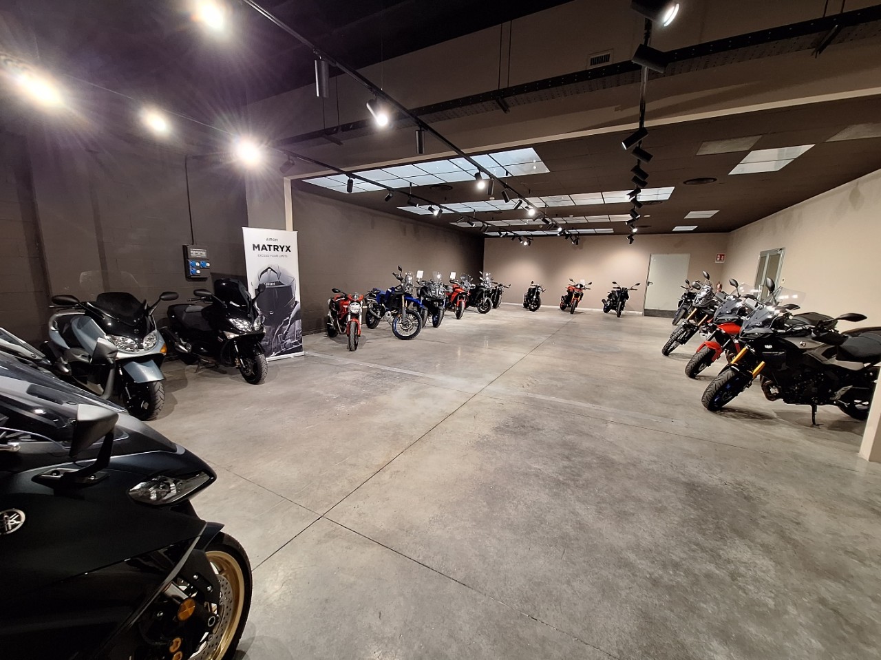 D&G Motorsport inaugura la prima Yamaha house d’Italia a Milano