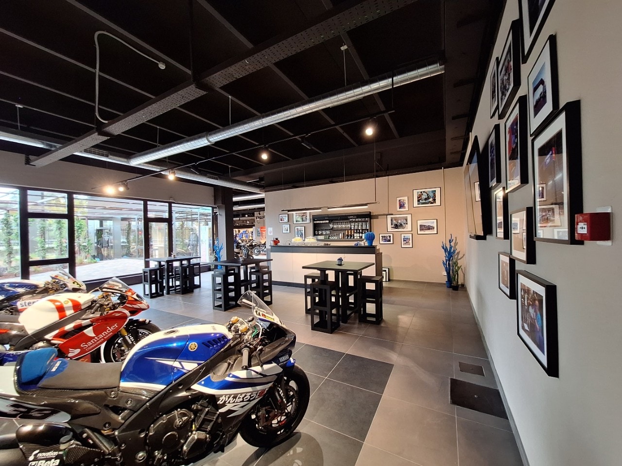 D&G Motorsport inaugura la prima Yamaha house d’Italia a Milano