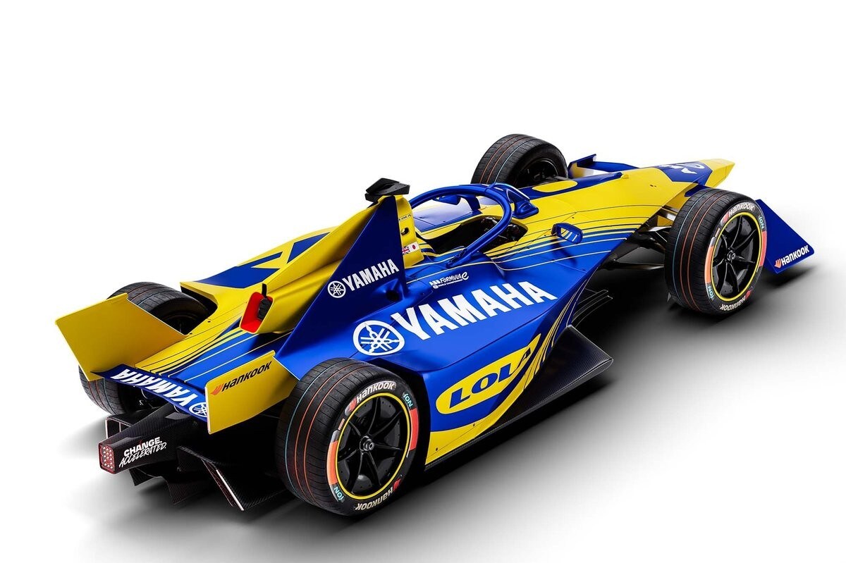 Yamaha sbarca in FormulaE con Lola