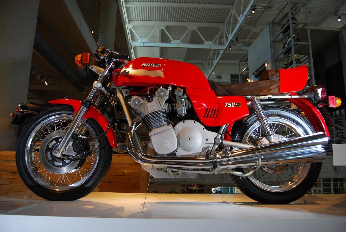 MV Agusta: 30 anni difficili +VIDEO+