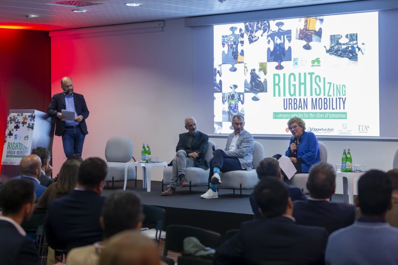 Ridimensionare la mobilità urbana: i veicoli di categoria L per le città di domani