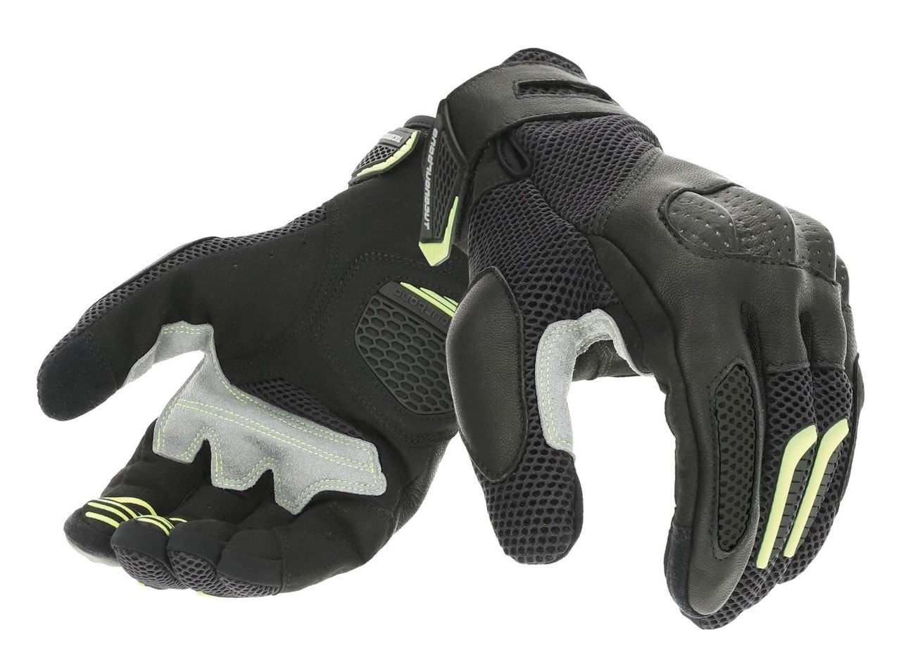 <div class='descrGalleryTitle'>GUANTO MRK2</div><div class='descrGalleryText'><p>Il guanto sportivo MRK2, CE estivo, in scamosciato sintetico, con inserti in rete, compatibile touch screen,&nbsp;(<b>79,90 €</b>) è proposto in nero-giallo fluo</p>
</div>