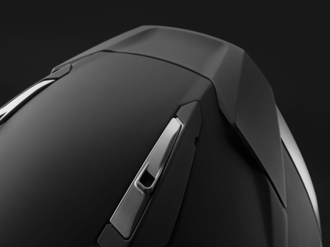 Caschi: il nuovo Shoei X-SPR Pro