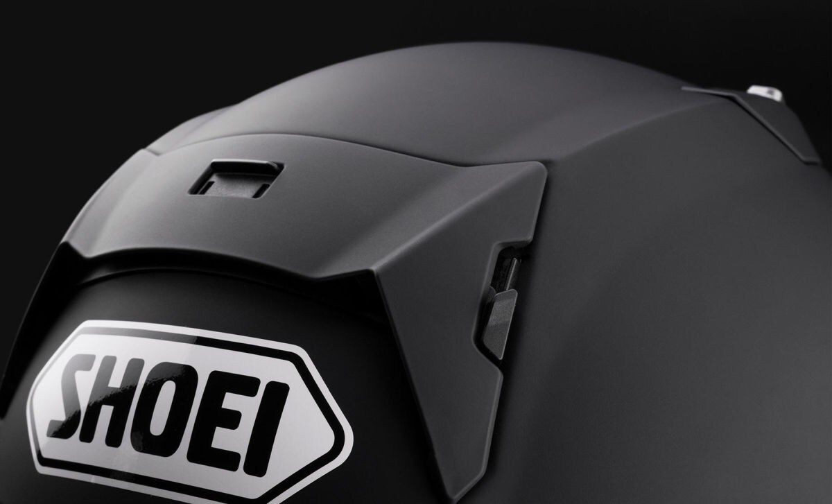 Caschi: il nuovo Shoei X-SPR Pro