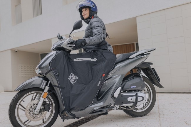 TUCANO URBANO Termoscudo Pro – Coprigambe Per Scooter DPI Cat.1, Nero, Taglia Unica Con 4 Season System - 2