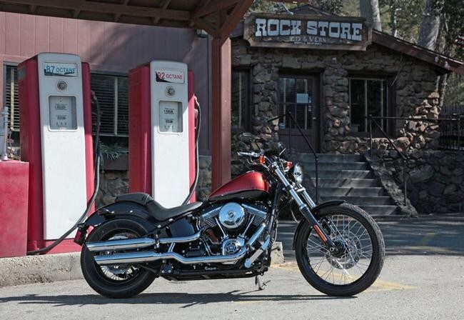 Harley-Davidson FXS Softail Blackline - Dueruote