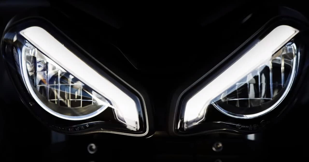 Triumph: in arrivo la Street Triple RS!