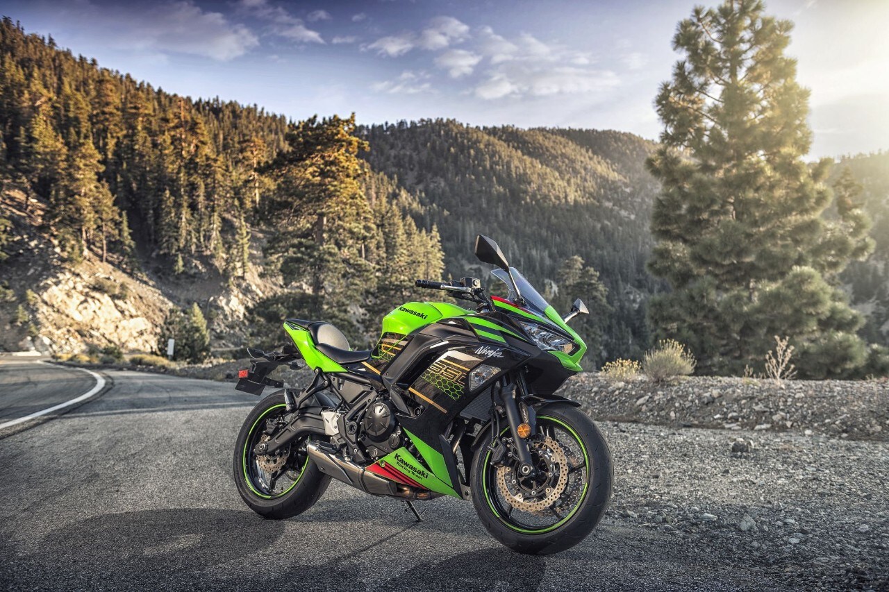 Kawasaki rinnova la Ninja 650 