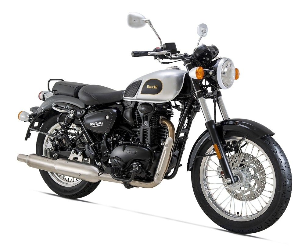 Benelli: la Imperiale 400 arriva nei concessionari