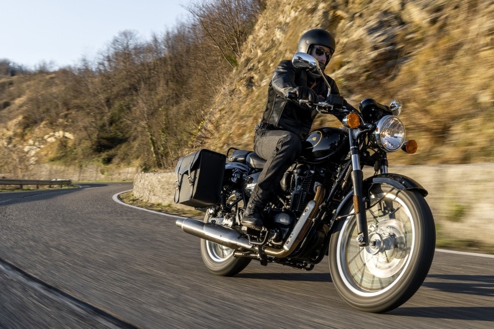 Benelli: la Imperiale 400 arriva nei concessionari