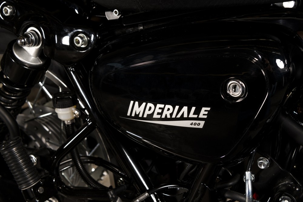 Benelli: la Imperiale 400 arriva nei concessionari