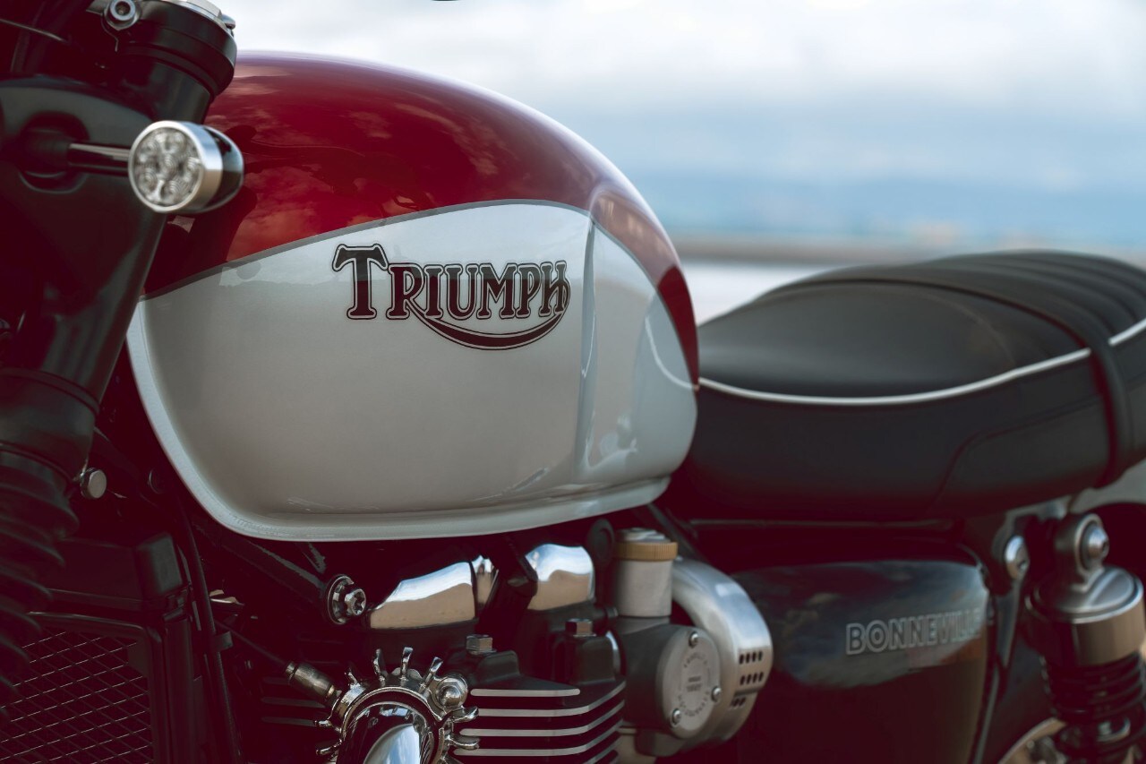 Triumph Bud Ekins Bonneville T100 T120 Special Edition