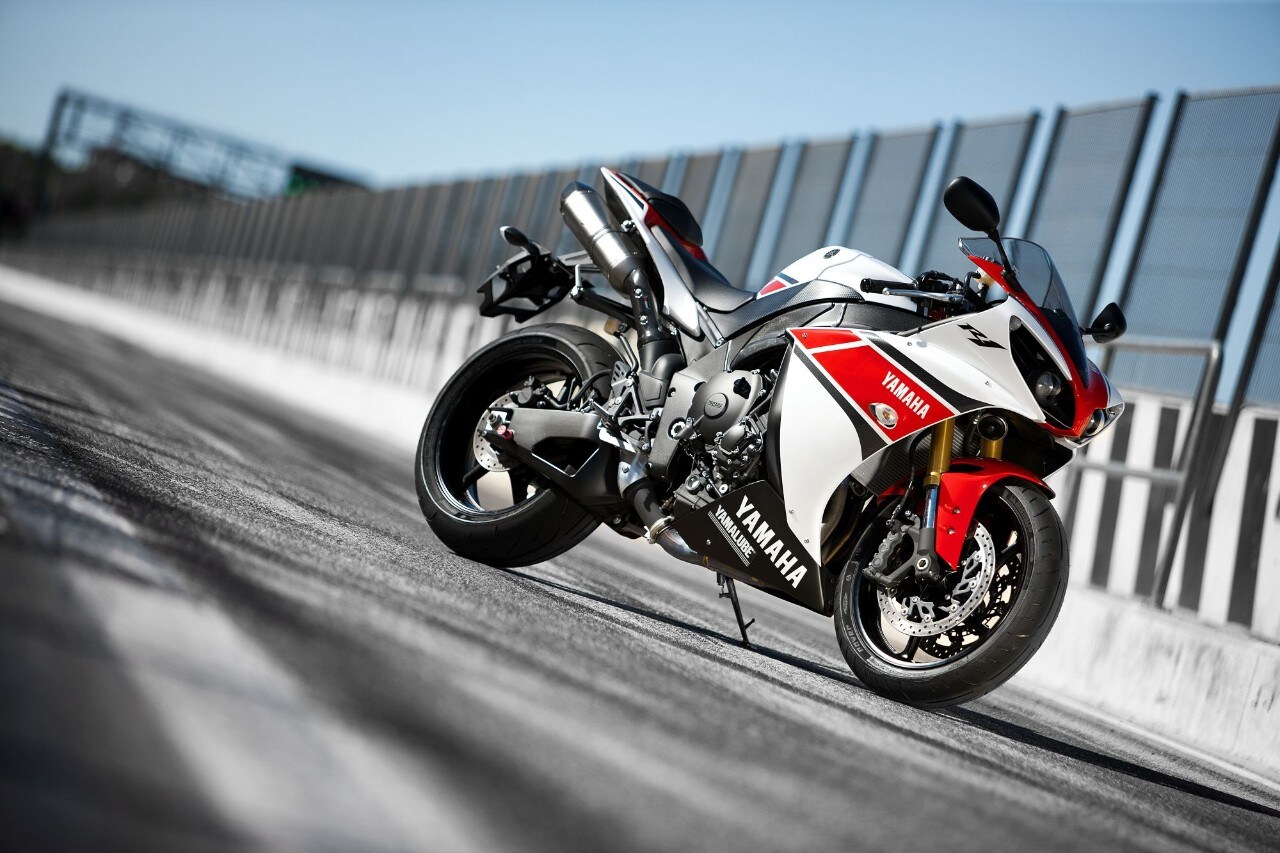 Yamaha YZF-R1: un attimo prima della rivoluzione