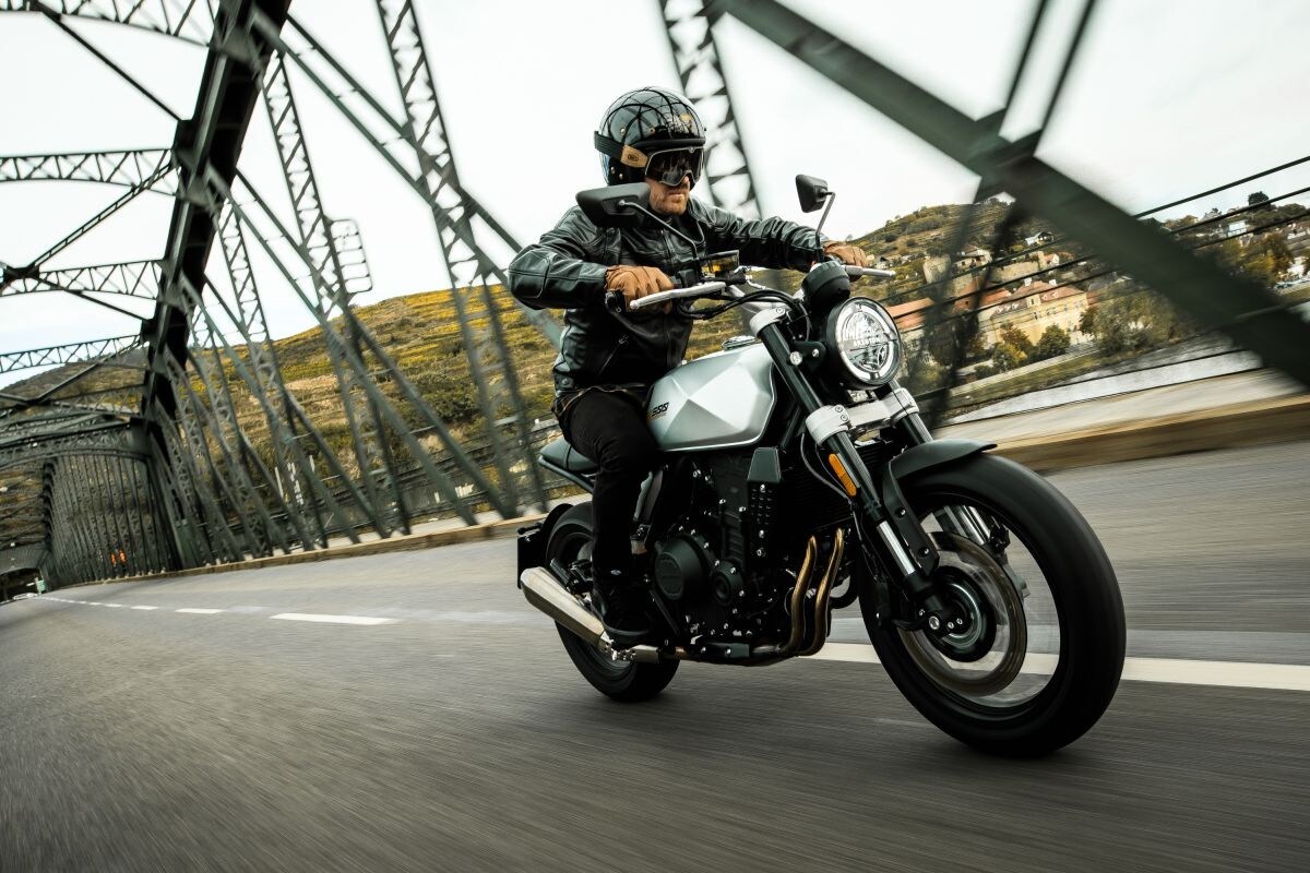 Brixton: ecco le nuove Crossfire 500 e 500 X