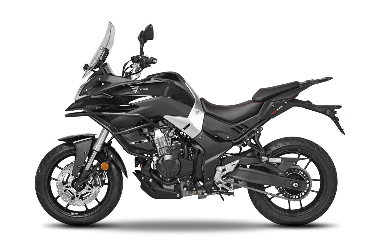 <div class='descrGalleryText'><p>La Valico 500 DS è già disponibile in Italia nel colore nero,&nbsp;in offerta lancio a 5.990 euro con set valigie in&nbsp;alluminio comprese nel prezzo.</p>
</div>