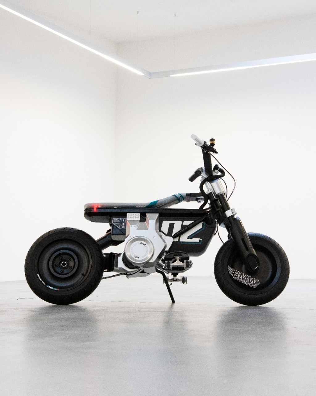 BMW Concept CE 02: NON solo stile