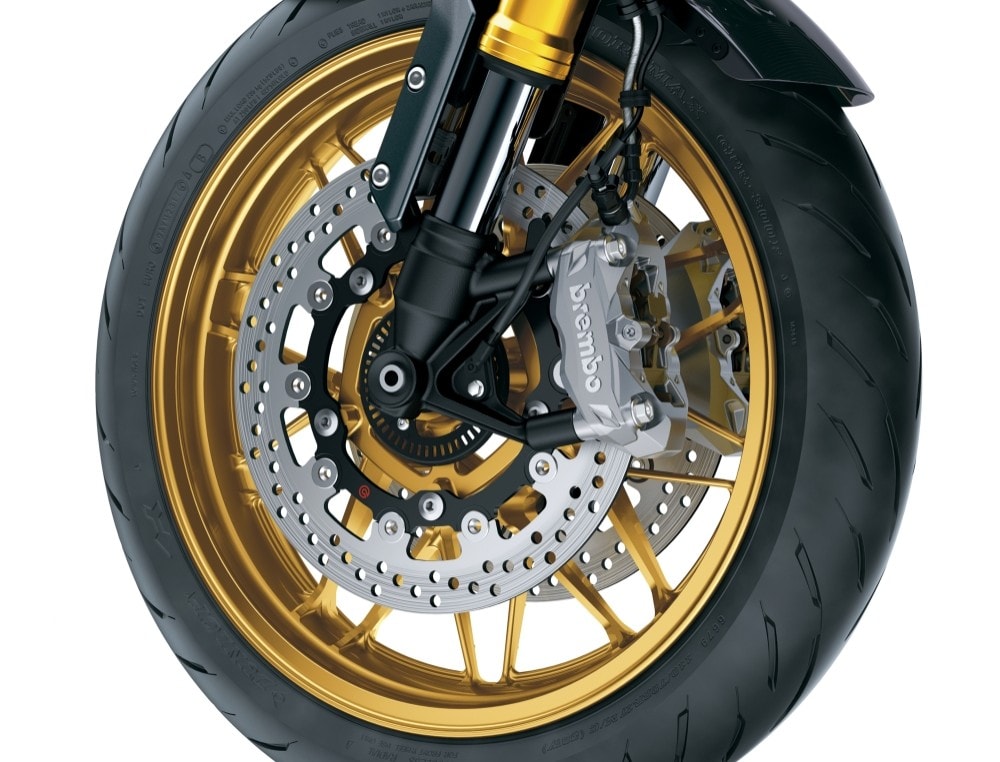 Kawasaki, ecco la Z900RS SE Yellow Ball