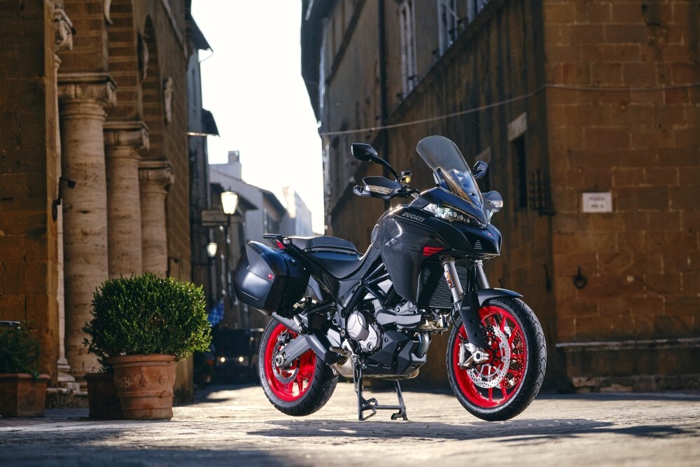 Ducati: la nuova Multistrada V2
