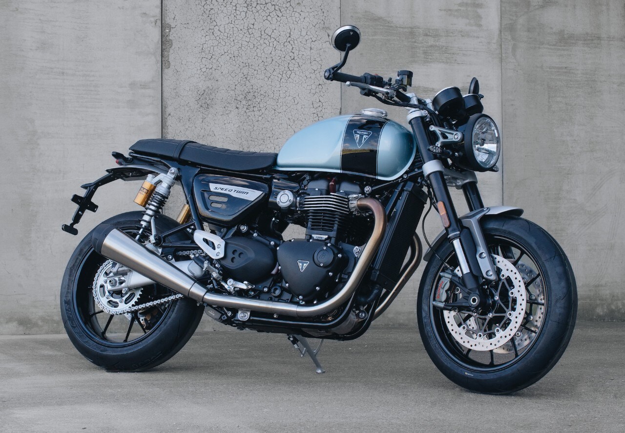 Triumph Speed Twin Breitling, icona di stile e tecnologia
