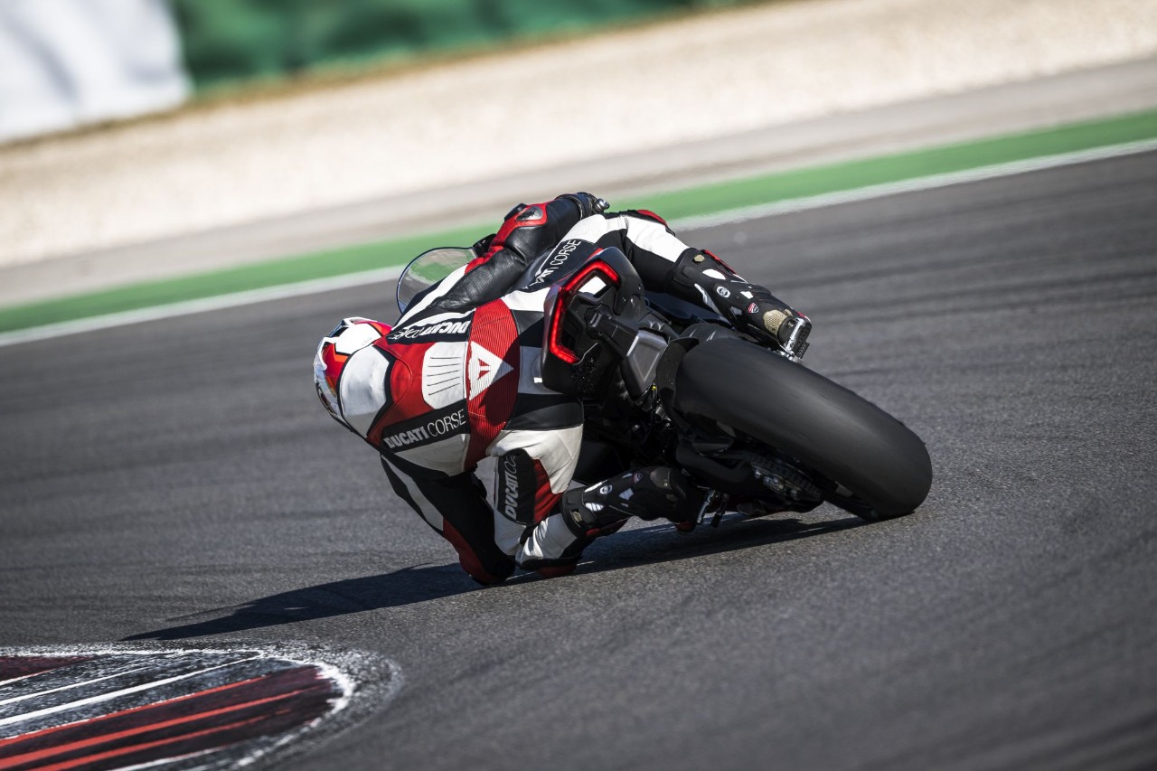 Ducati Panigale V4 SP2: "The Ultimate Racetrack Machine” 
