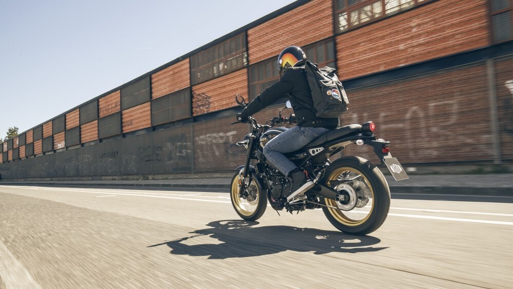 Yamaha XSR125 Legacy: la piccola diventa retrò