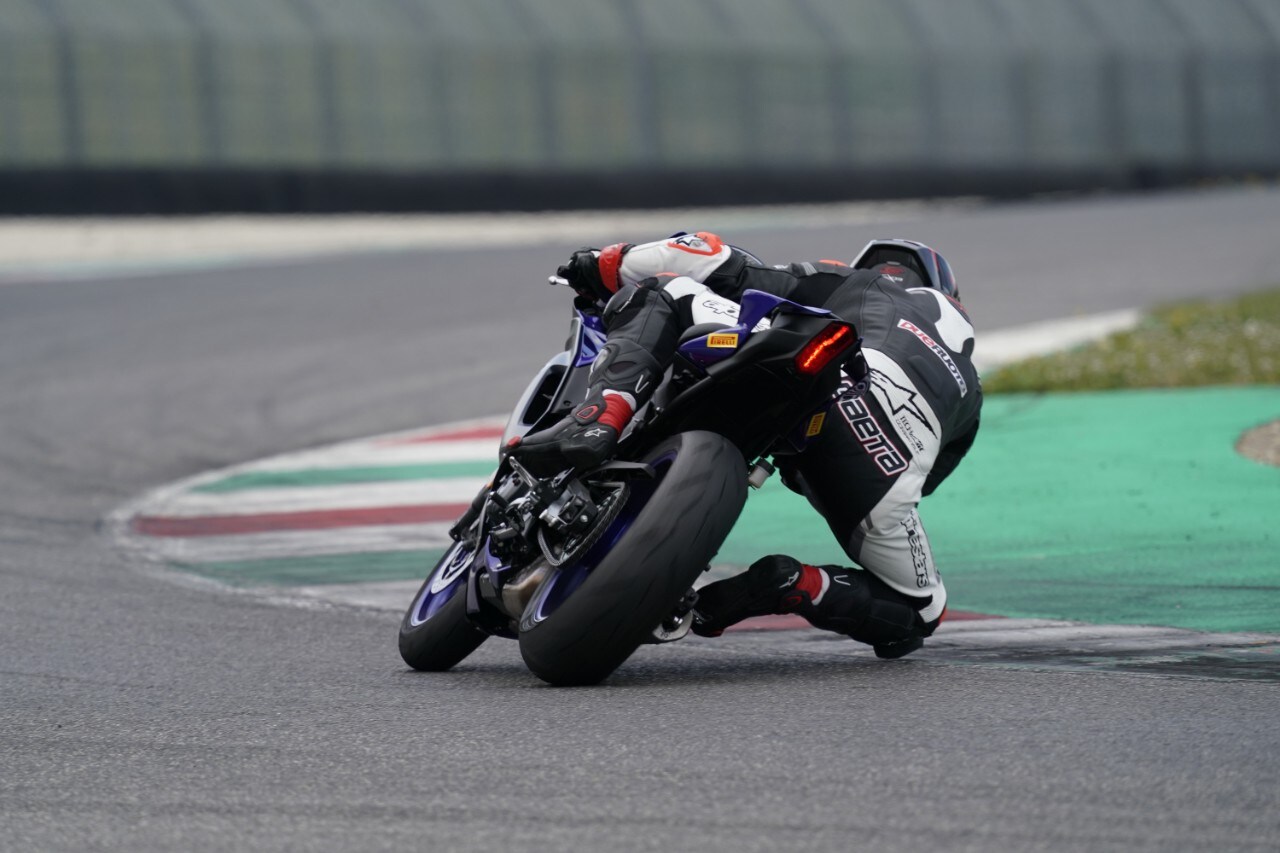 Pirelli Diablo Rosso Corsa IV: squadra corse